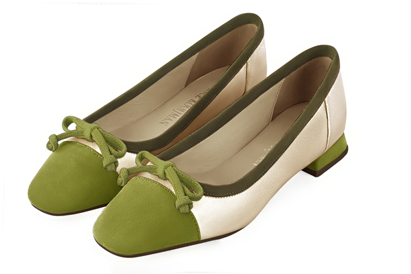 Pistachio green and gold women's ballet pumps, with low heels. Square toe. Flat flare heels. Front view - Florence KOOIJMAN